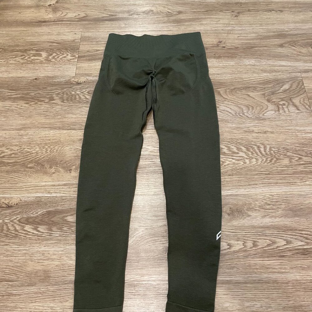 ONER ACTIVE Effortless Leggings in Olive Green - Size S (Like new!) - Picture 2 of 2